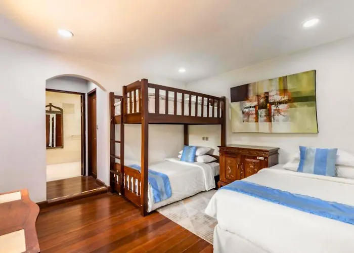 House Lizard 3 Bedroom Private Pool Kerobokan